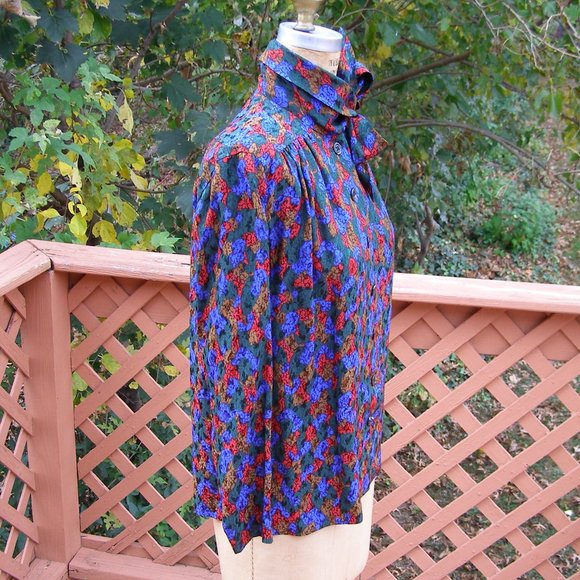 🗼💖 RARE Yves Saint Laurent Silk blouse Size 38 - Picture 4 of 12